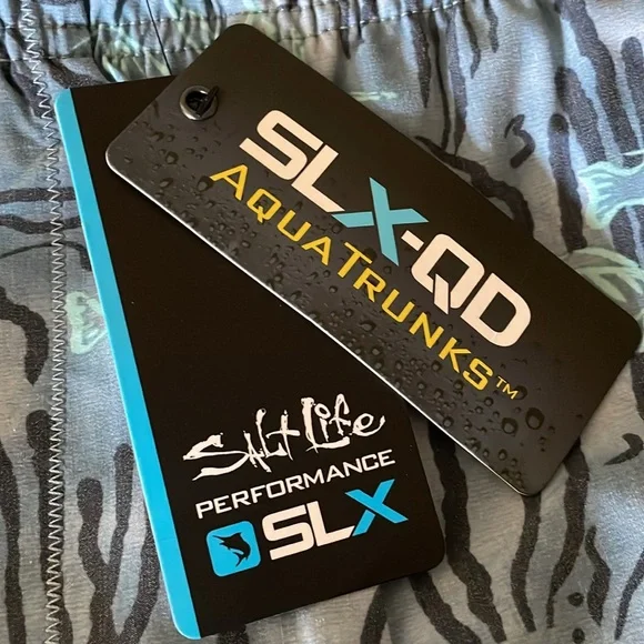 NWT SALT LIFE MENS XL Swim Trunks. - Picture 2 of 7